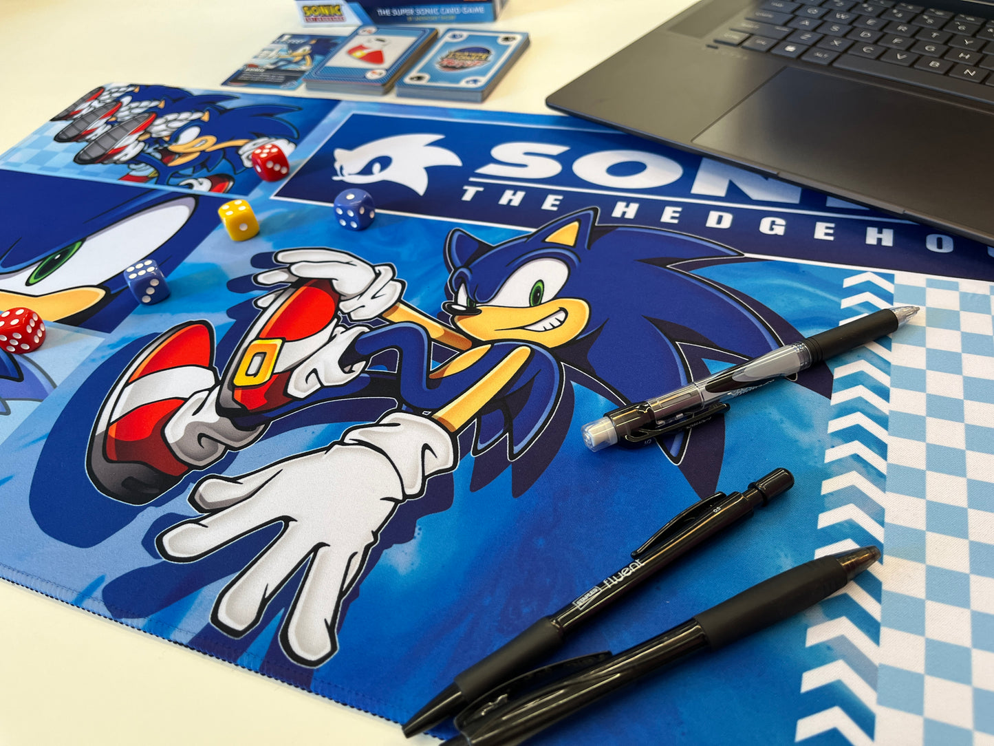 3160 | Modern Sonic SONIC Playmat