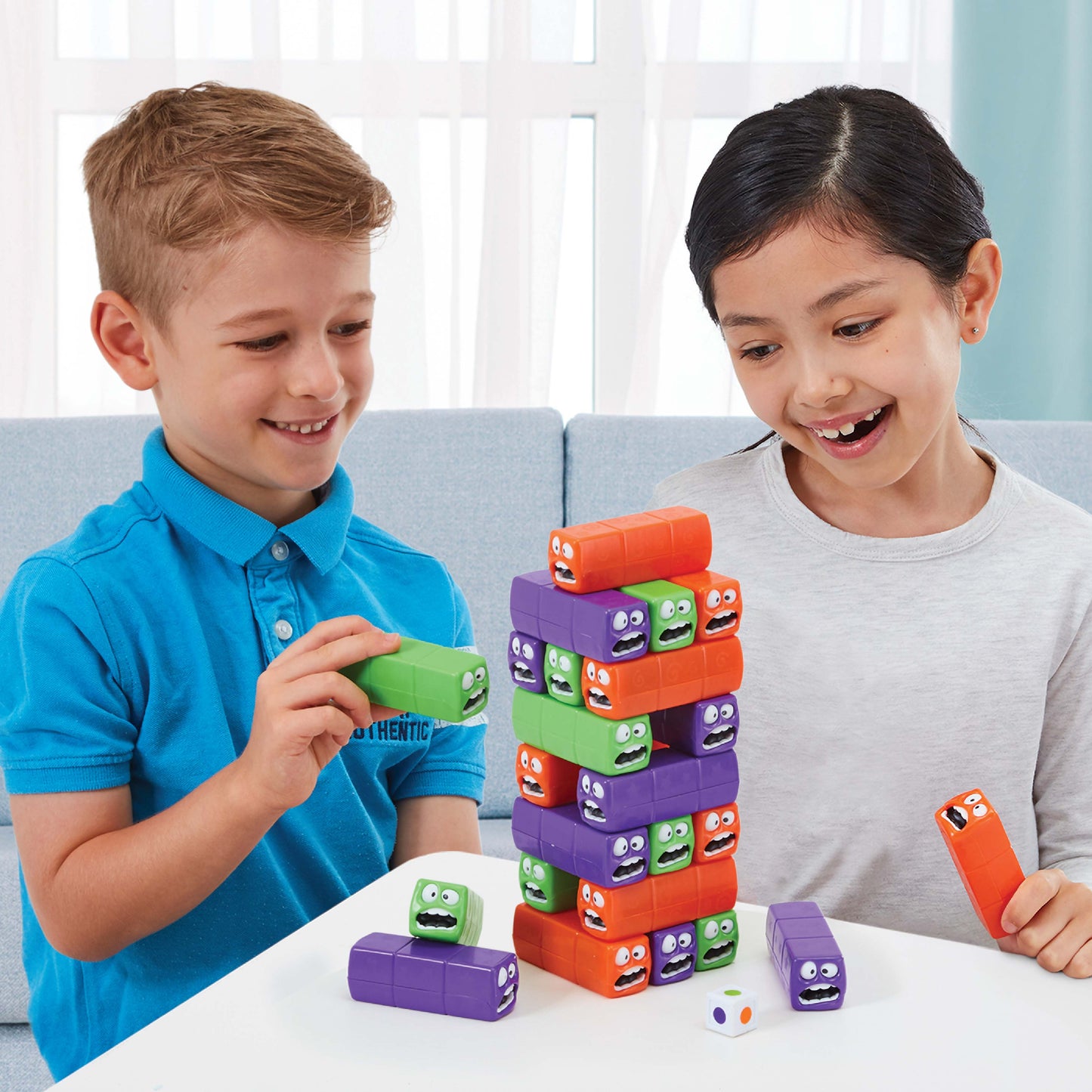 Ambassador Wobbly Worms - Tower Balancing Game