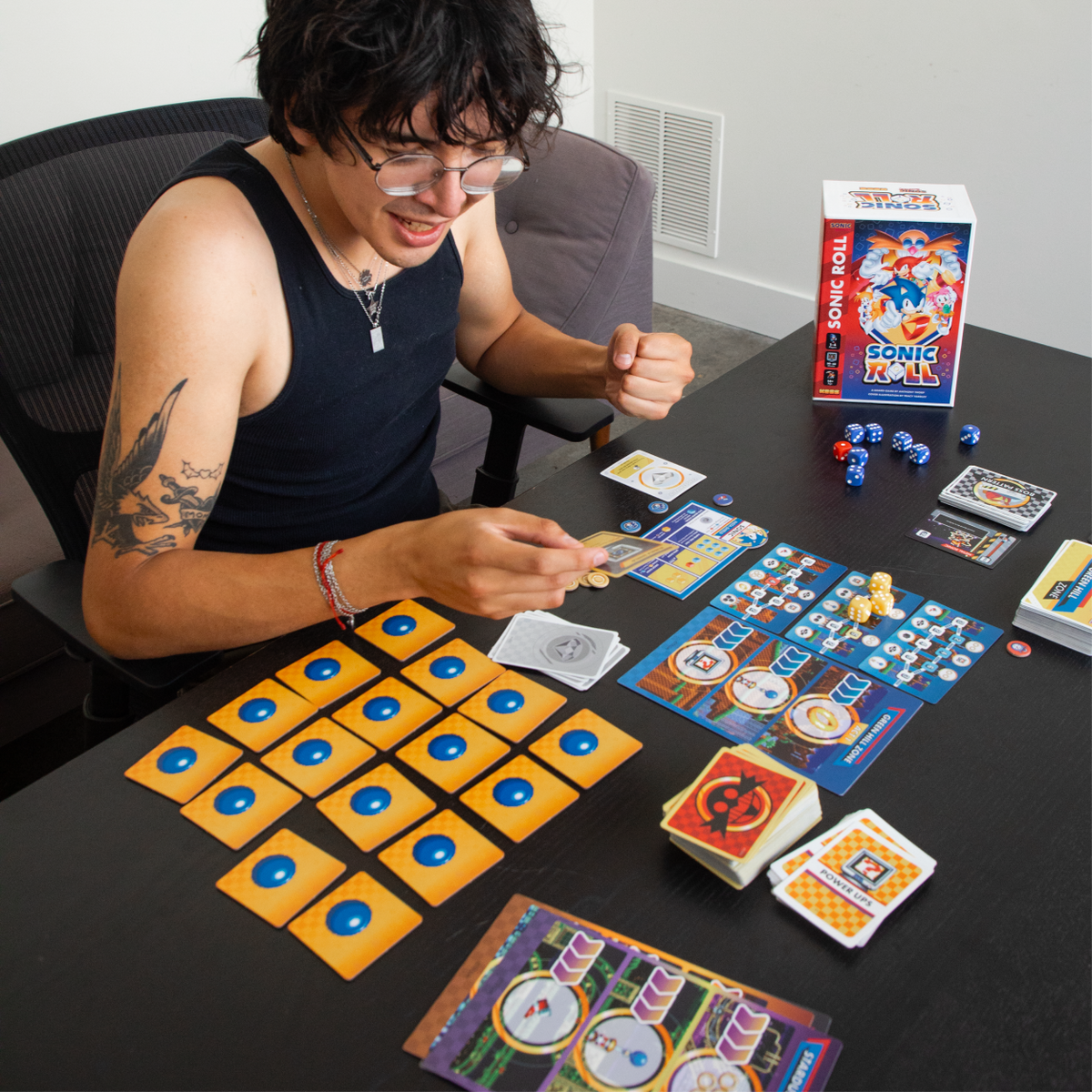 Sonic Roll Board Game | Gotta Roll Fast! | KES2753